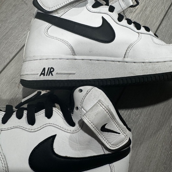 AFI MID WHITE & BLACK - Picture 9 of 9